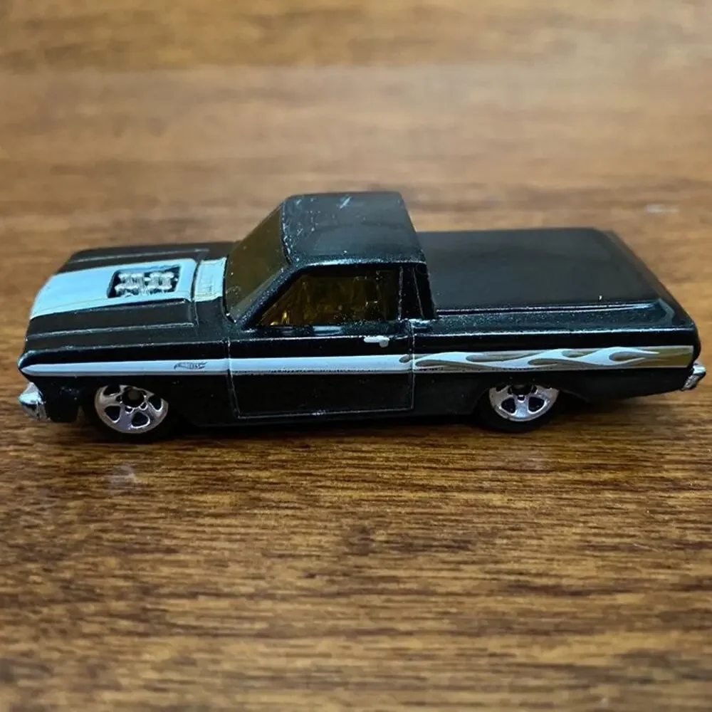 HOT WHEELS 1965 Ford Ranchero Truck Multipack Exclusive 2010 Release